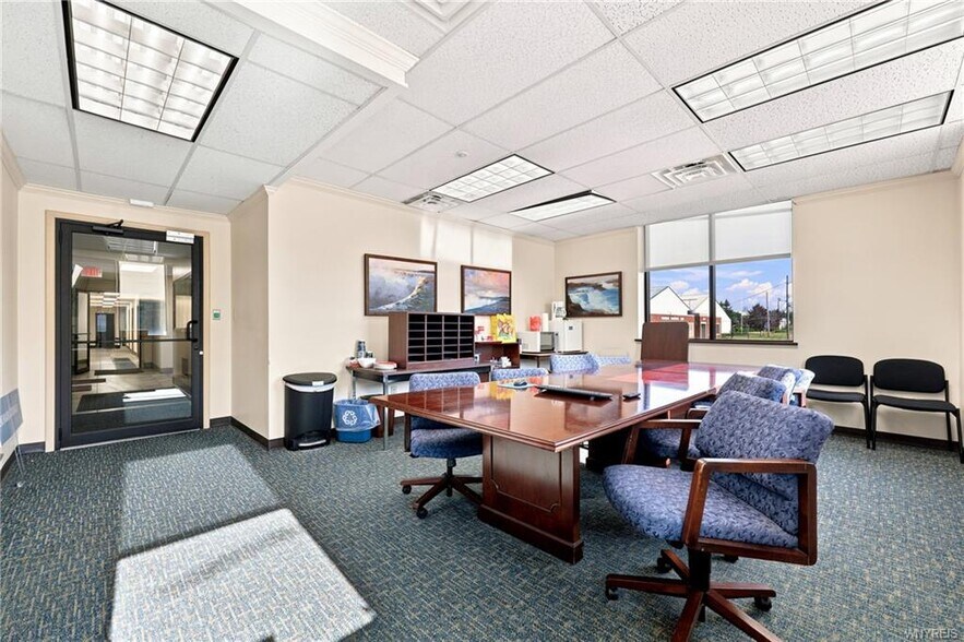 More Photos Of 2558 Hamburg Tpke, Buffalo Office For Sale