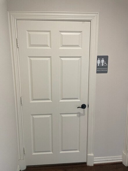 More Photos Of 8751 Collin McKinney Pky, McKinney Office Residential For Lease
