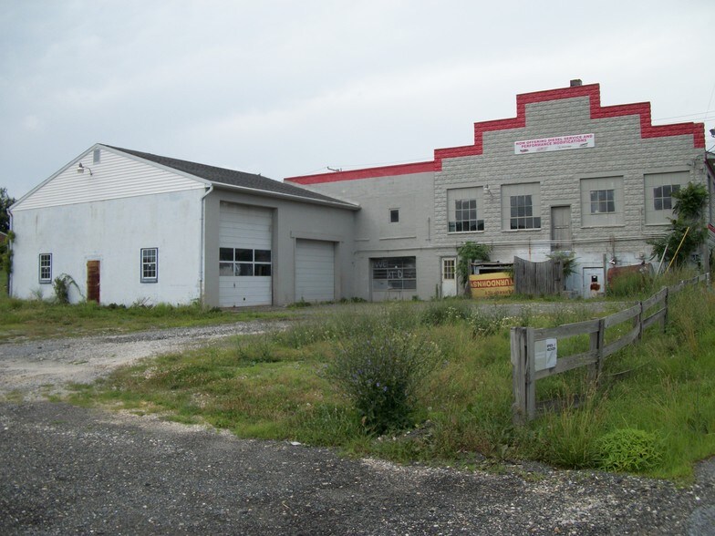 More Photos Of 4100 Norrisville Rd, White Hall General Retail For Sale