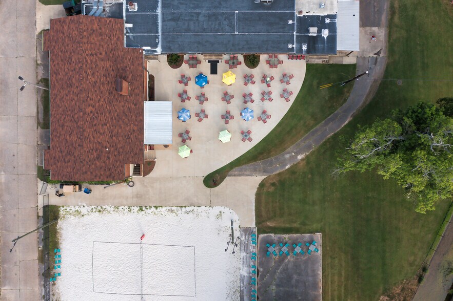 More Photos Of 100 Symphony Way, Anniston Sports And Entertainment For Sale