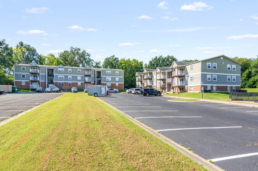 More Photos Of 6421 Manchester Ave, Kansas City Apartments For Sale
