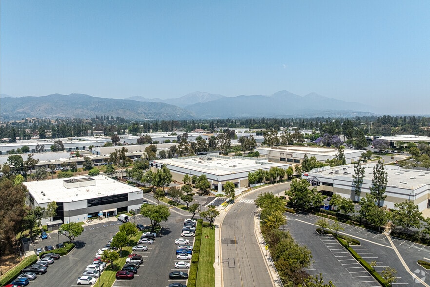 More Photos Of 542 W Covina Blvd, San Dimas Manufacturing For Lease