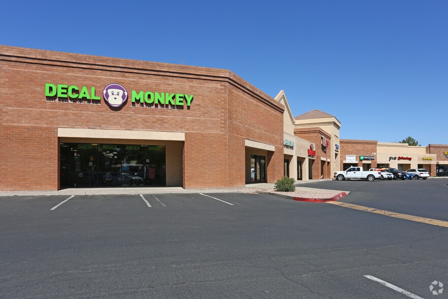 More Photos Of 1130-1184 N Gilbert Rd, Gilbert Storefront Retail Office For Lease