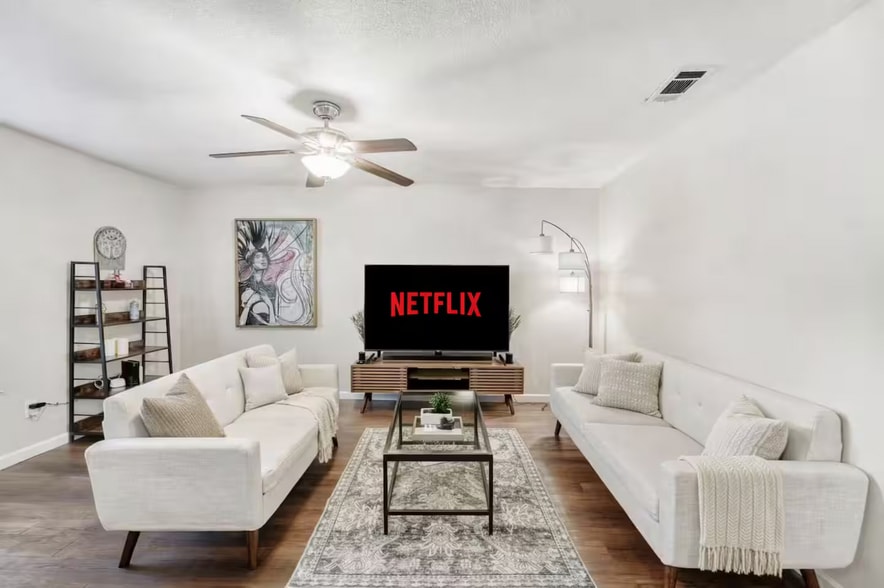 More Photos Of 4903 Merritt Cir, Austin Multifamily For Sale