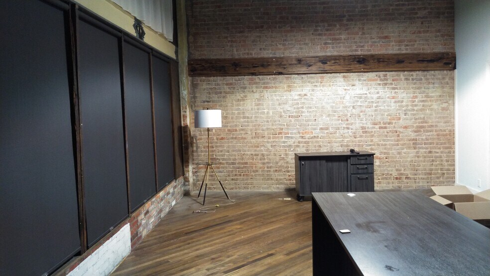 More Photos Of 34 W Main St, Hamlet Office For Lease