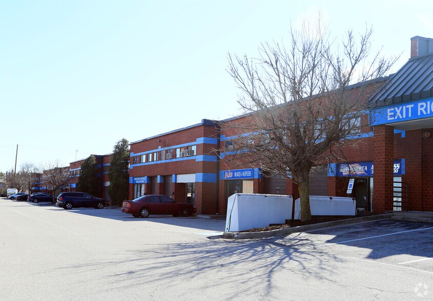 More Photos Of 8740 Cherry Ln, Laurel Light Manufacturing For Sale