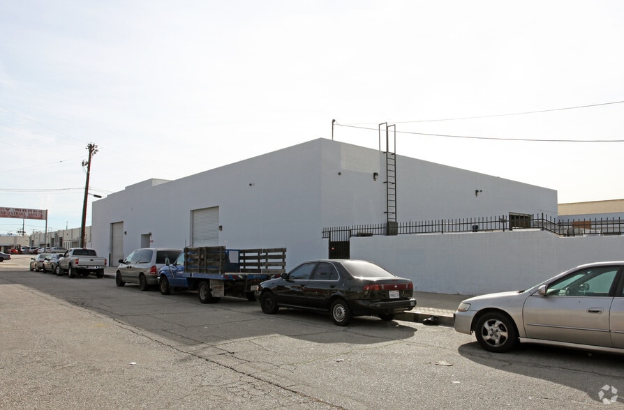 Primary Photo Of 7322-7324 Atoll Ave, North Hollywood Warehouse For Lease