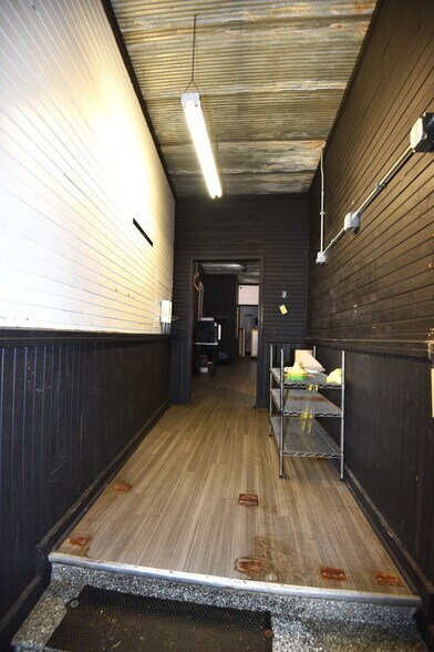 More Photos Of 115 and 117 Main st, Faith Restaurant For Sale