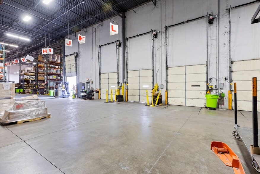 More Photos Of 13735 Lakefront Dr, Earth City Warehouse For Sale