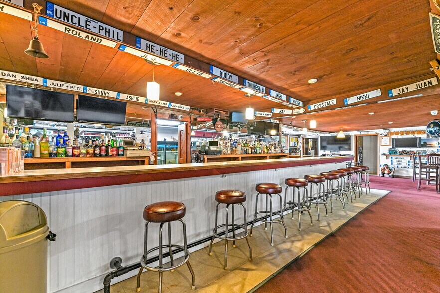 More Photos Of 270 Onset Ave, East Wareham Restaurant For Sale