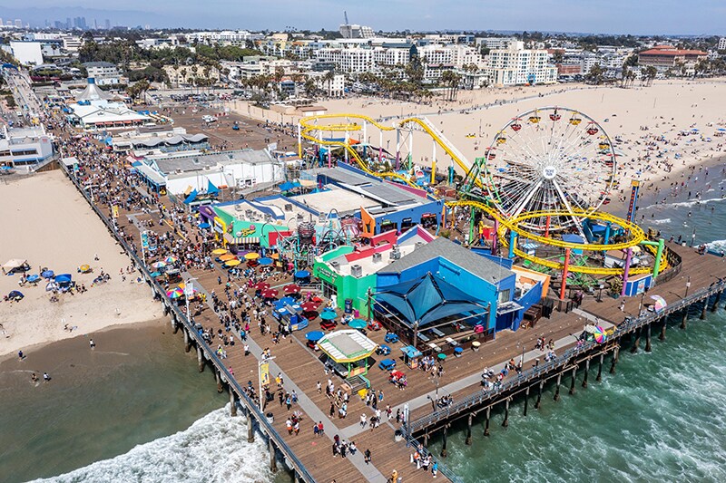 More Photos Of 1605 Ocean Front Walk, Santa Monica Storefront For Lease