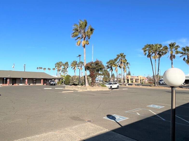 More Photos Of 2500 Marconi Ave, Sacramento Office For Lease