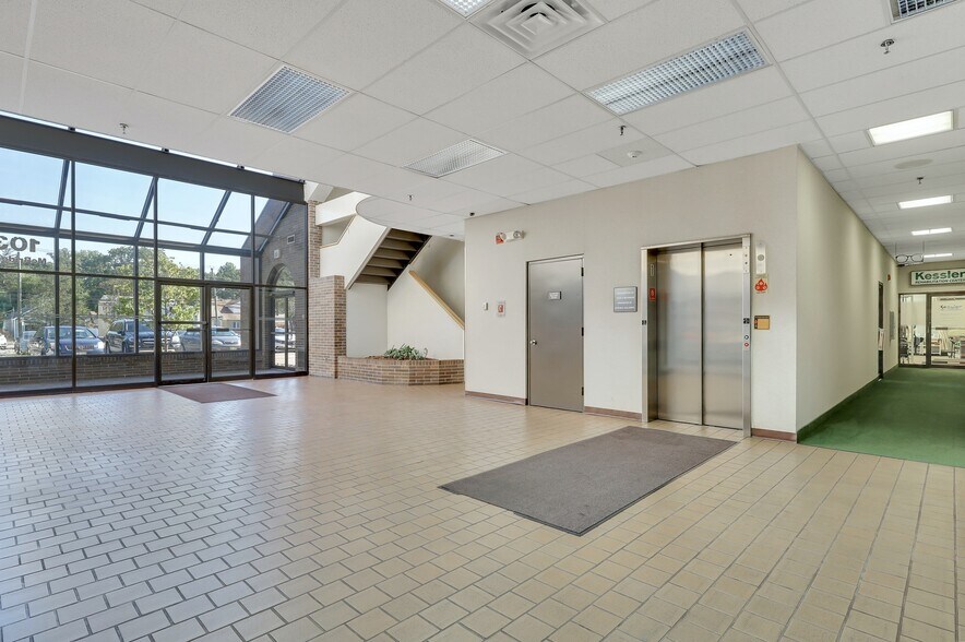 More Photos Of 1003-1031 McBride Ave, Woodland Park Medical For Lease