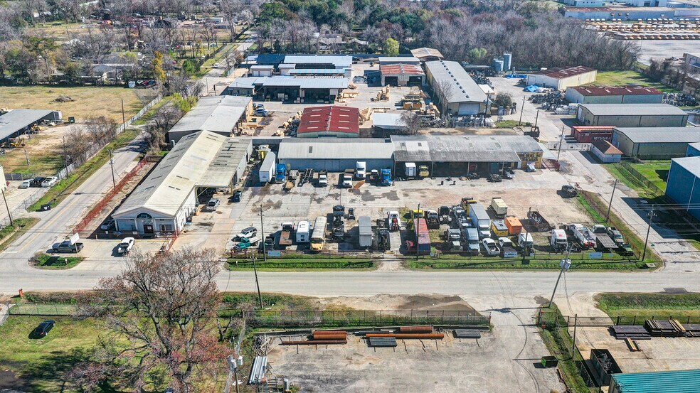 More Photos Of 13846 Chrisman Rd, Houston Warehouse For Sale