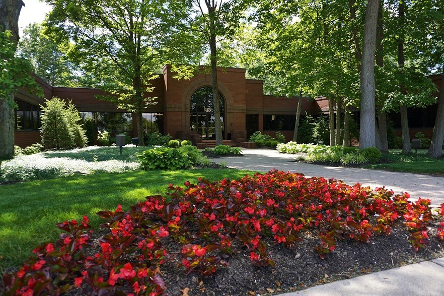 Primary Photo Of 12220 N Meridian St, Carmel Office For Lease