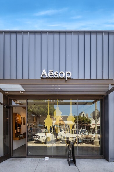 More Photos Of 124-148 N Larchmont Blvd, Los Angeles Storefront Retail Office For Lease