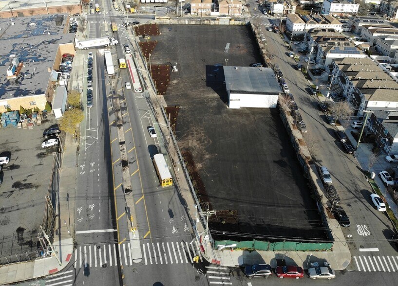 More Photos Of 651 Fountain Ave, Brooklyn Truck Terminal For Lease
