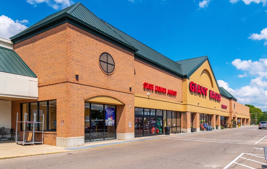 More Photos Of 607 Hebron Rd, Heath Unknown For Lease