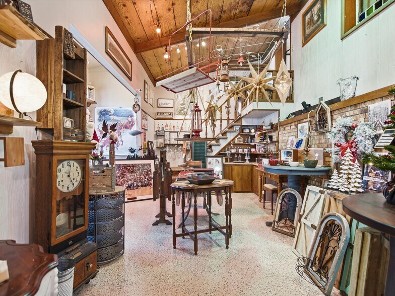 More Photos Of 425 S Ortonville Rd, Ortonville Freestanding For Sale