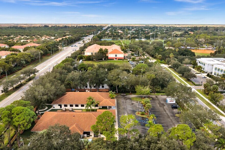More Photos Of 353 Hiatt Dr, Palm Beach Gardens Schools For Sale
