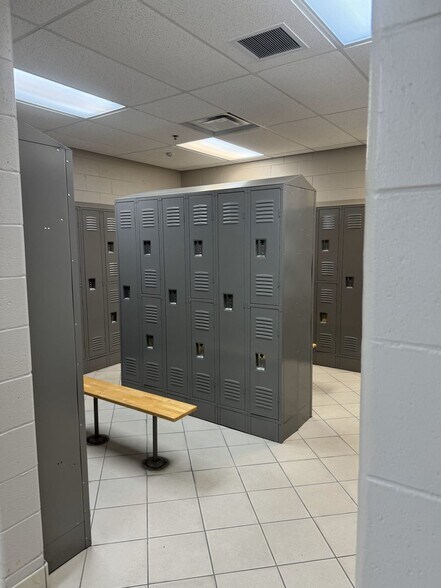 More Photos Of 215 Fast Ice Dr, Midland Research And Development For Sale