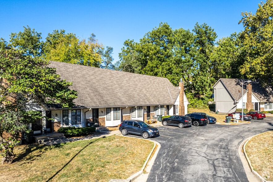More Photos Of 9730-9768 Locust St, Kansas City Apartments For Sale