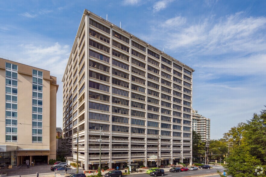 More Photos Of 5530 Wisconsin Ave, Chevy Chase Medical For Lease