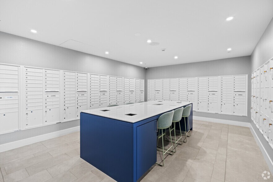 More Photos Of 200 NE 1st Ave, Pompano Beach Apartments For Lease