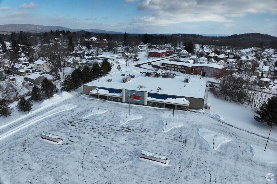 More Photos Of 358 N Main St, Gloversville Freestanding For Sale