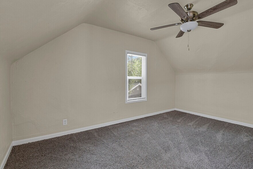 More Photos Of 424 W Kiowa St, Colorado Springs Daycare Center For Sale