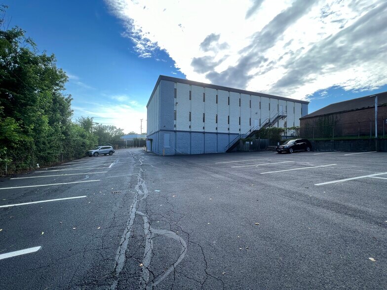More Photos Of 5310 Old Court Rd, Randallstown Medical For Lease