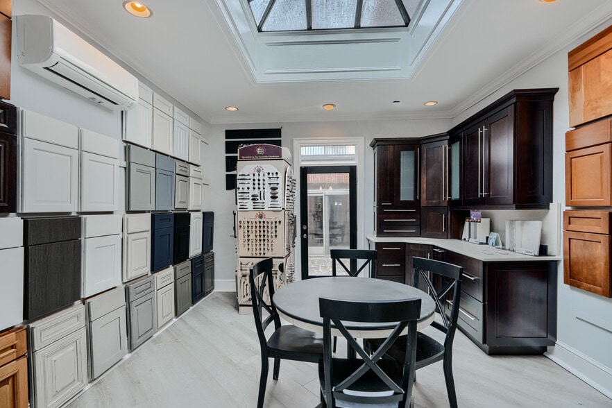 More Photos Of 3211 Eastern Ave, Baltimore Office For Sale