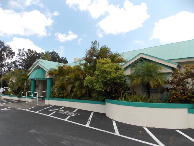 Primary Photo Of 2425 Pineapple Ave, Melbourne Office For Lease