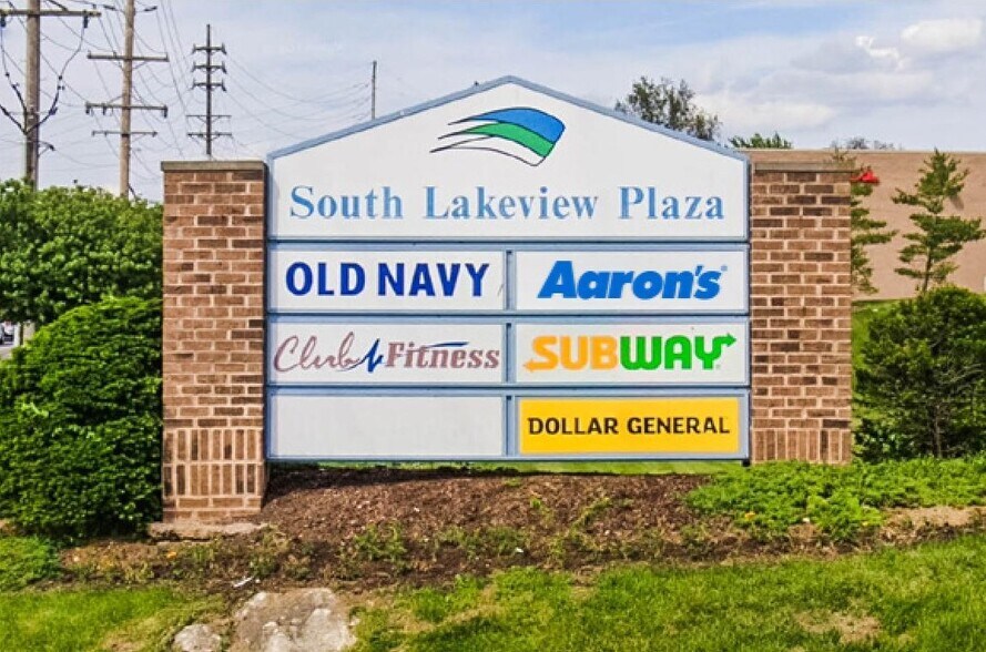 More Photos Of 4464-4498 Lemay Ferry Rd, Saint Louis Storefront For Lease