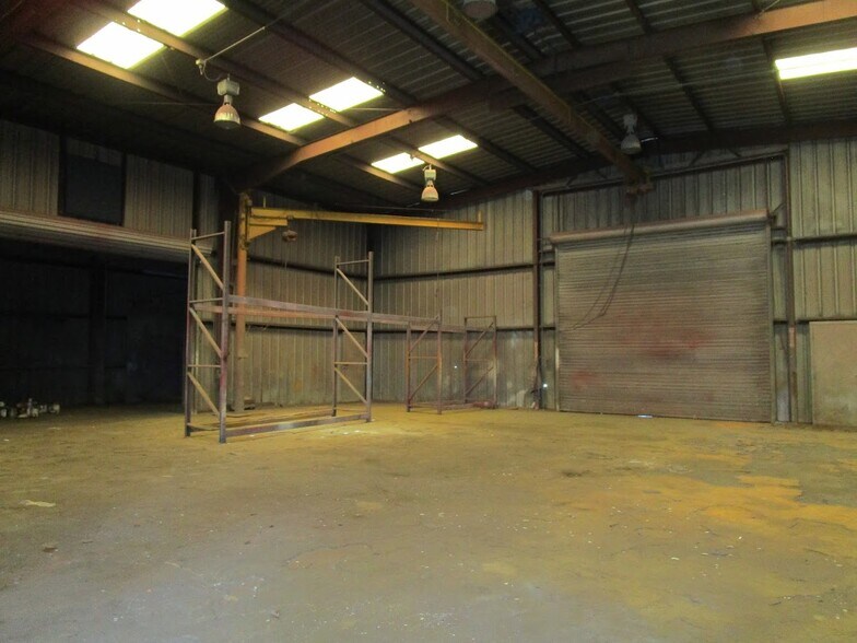 More Photos Of 23095 Yupon St, Porter Warehouse For Sale