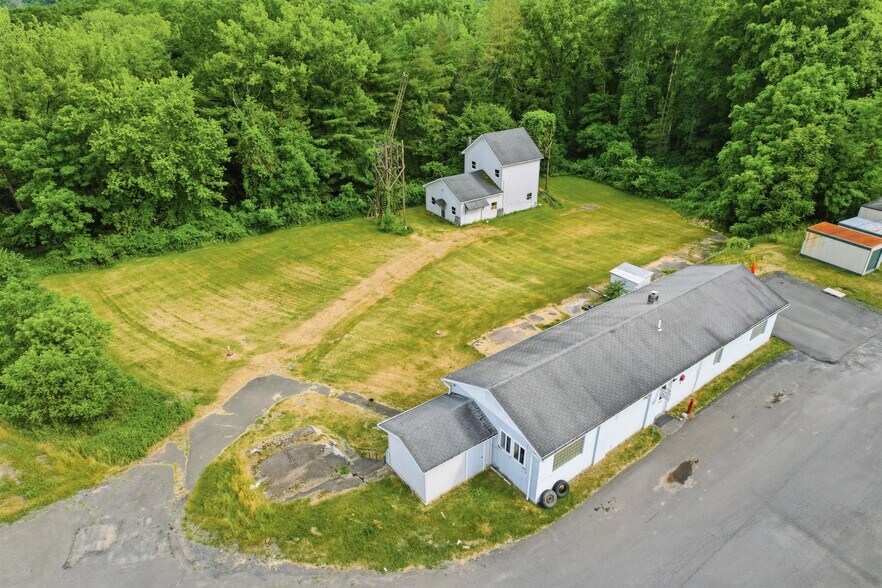 More Photos Of 8085 Route 209, Ellenville Warehouse For Lease