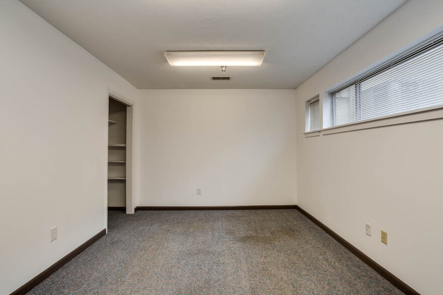 More Photos Of 1140 E Market St, Charlottesville Office For Lease