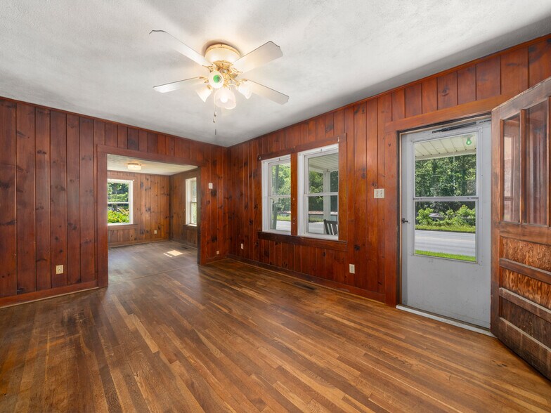 More Photos Of 3619 Asheville Hwy, Pisgah Forest Office Residential For Sale