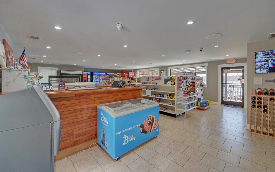 More Photos Of 8835 Toccoa Hwy, Westminster Restaurant For Sale