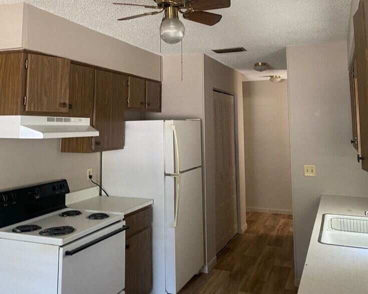 More Photos Of 3025 54th St S, Gulfport Apartments For Sale