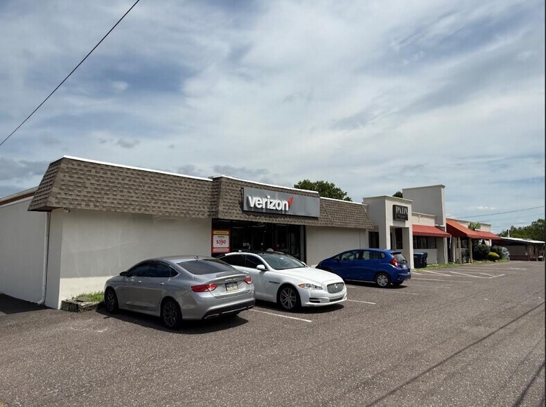 More Photos Of 3815 Ridge Pike, Collegeville General Retail For Sale