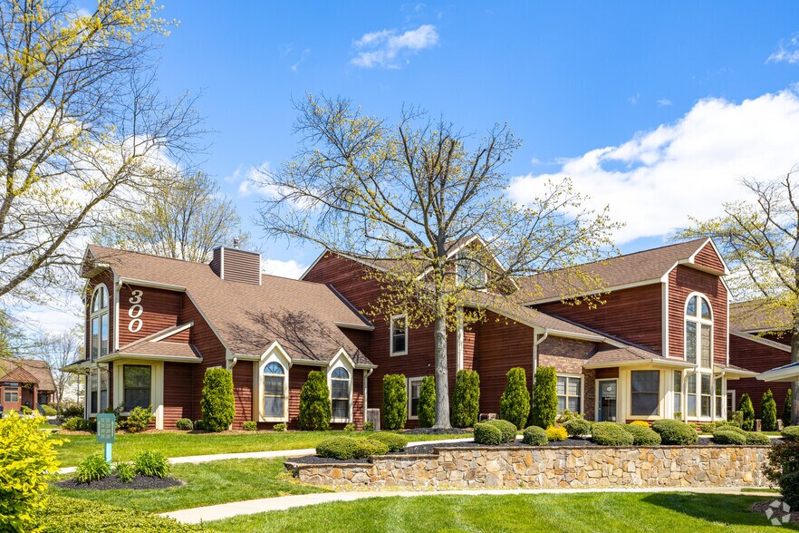 More Photos Of 110 Marter Ave, Moorestown Unknown For Lease