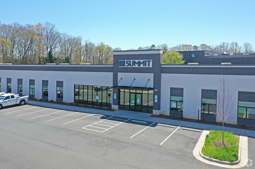 Primary Photo Of 360 Executive Ct, Hillsborough Flex For Lease