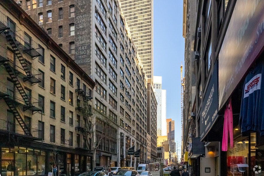 More Photos Of 135-139 W 29th St, New York Office For Sale