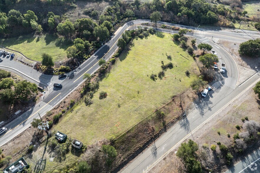 More Photos Of 1 Wilder Rd, Orinda Land For Sale