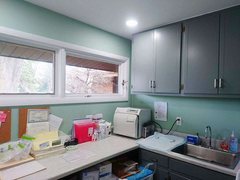 More Photos Of 1907 Boise Ave, Loveland Medical For Sale