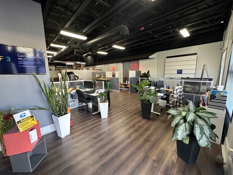 More Photos Of 770-780 Smithridge Dr, Reno Showroom For Lease
