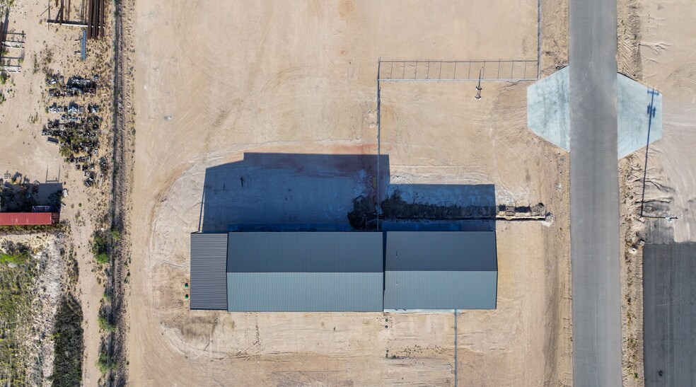 More Photos Of 4020 County 48 Rd, Midland Warehouse For Lease