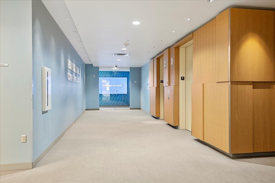 More Photos Of 3051 Hollis Dr, Springfield Office For Lease