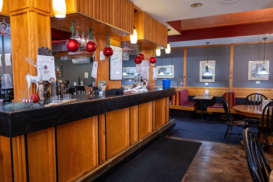 More Photos Of 35 W Jackson St, Millersburg Hotel For Sale